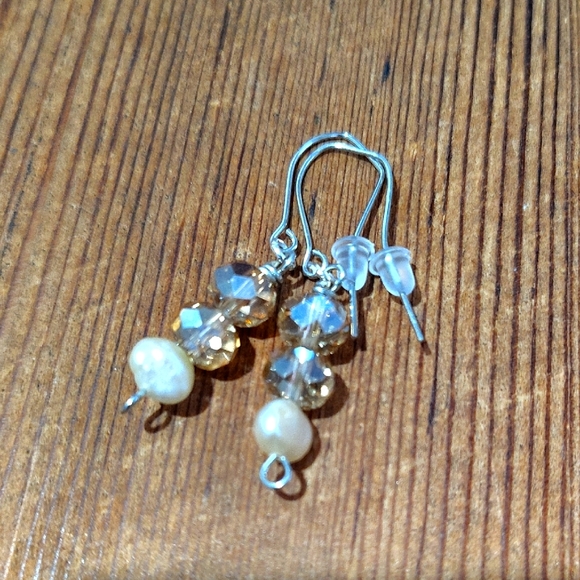 Elegant Pearl and Crystal Earrings,  Handmade Ladies Earrings - Picture 3 of 5